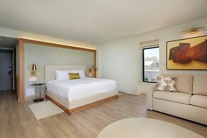 Courtyard by Marriott Isla Verde Beach Resort