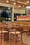 Courtyard by Marriott Isla Verde Beach Resort