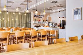 Holiday Inn Express Antwerp City-North by IHG