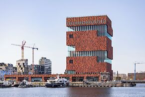 Holiday Inn Express Antwerp City-North by IHG