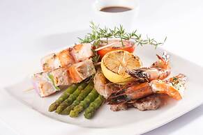 Radisson BLU Martinez Hotel, Beirut