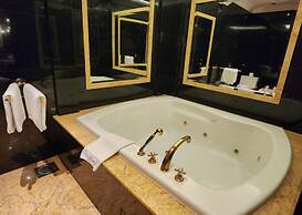 Radisson BLU Martinez Hotel, Beirut
