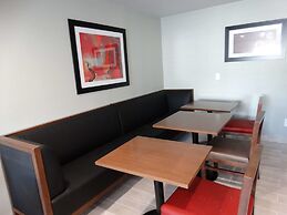 Best Western DeWitt