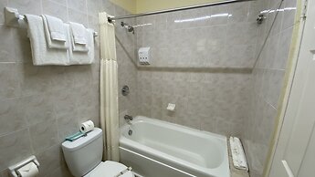 Bay Gardens Inn