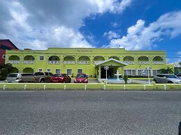 Bay Gardens Inn