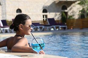 Grand Kadri Hotel