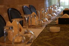 Grand Kadri Hotel