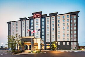 Hampton Inn & Suites by Hilton Toronto Airport