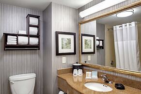Hampton Inn & Suites by Hilton Toronto Airport