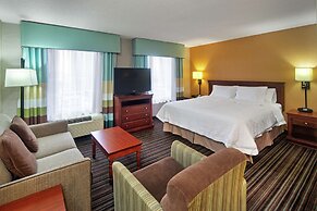Hampton Inn & Suites by Hilton Toronto Airport