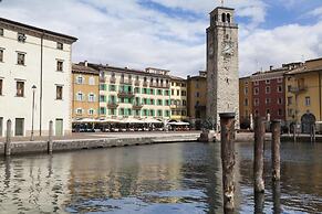 Centrale
