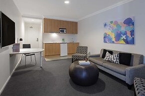 Oaks Perth Hotel