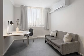 Oaks Perth Hotel