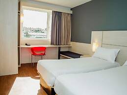 Hotel ibis Montevideo Rambla