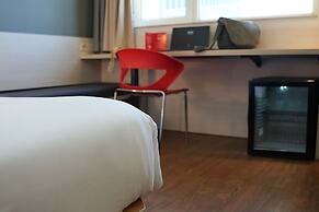 Hotel ibis Montevideo Rambla