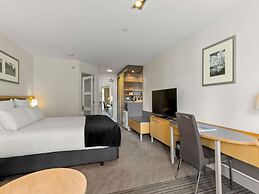 Novotel Queenstown Lakeside
