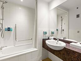 Novotel Queenstown Lakeside