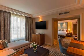 The Ritz-Carlton, Santiago