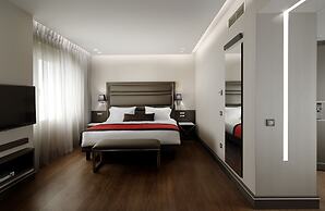 Holiday Suites