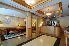 Admiral Suites Bangkok