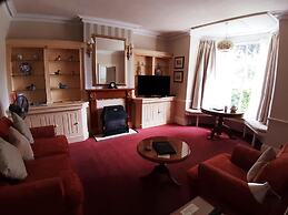 Crown Hotel