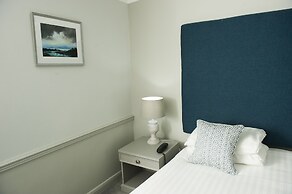 Crown Hotel