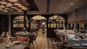 AX ODYCY Hotel