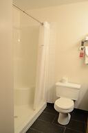 Quality Inn & Suites Edmonton International Airport