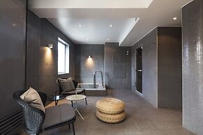 Welcome Hotel