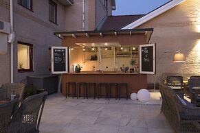 Welcome Hotel