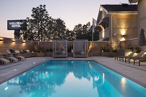 Welcome Hotel