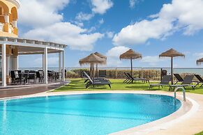 AP Oriental Beach