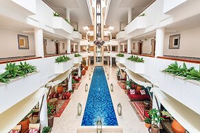 AP Oriental Beach