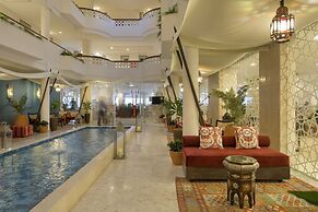 AP Oriental Beach