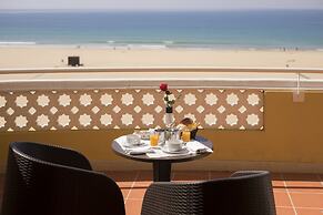 AP Oriental Beach