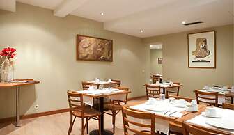 Ateneo Hotel