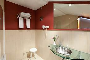 Ateneo Hotel