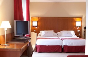 Ateneo Hotel