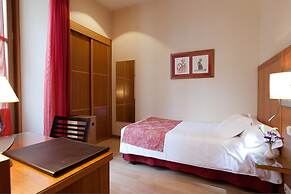 Ateneo Hotel