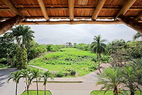 Mayaland Hotel & Bungalows