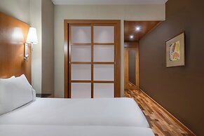 AC Hotel León San Antonio by Marriott