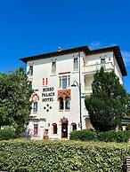 Russo Palace Hotel