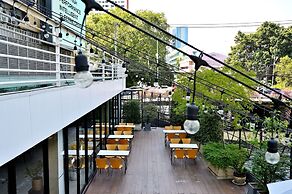 Anya Nana @ Sukhumvit
