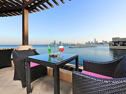 Novotel Bahrain Al Dana Resort