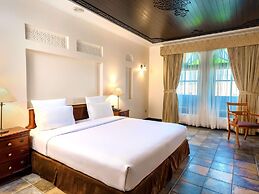 Novotel Bahrain Al Dana Resort