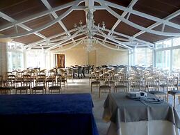 Logis Le Domaine De Valaudran
