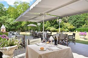Logis Le Domaine De Valaudran