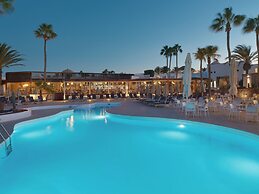 H10 White Suites
