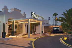 H10 White Suites
