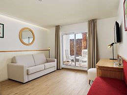 H10 White Suites